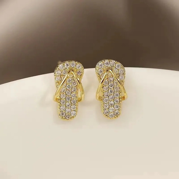 Cute Rhinestone Flip Flop Earrings in Gold - Picture 2 of 3